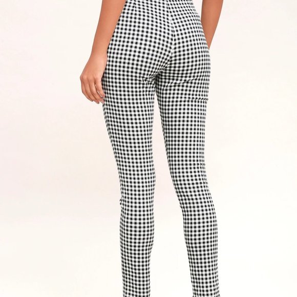 Lulus, Black and White Gingham Women's Pants - Picture 2 of 3